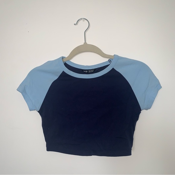 TWO FOR ONE BUNDLE- Two cropped baseball tees - Picture 2 of 6